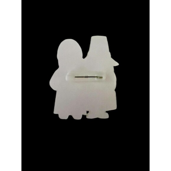 Charming Maple Leaf Gnome Couple Acrylic Brooch Pin - Perfect Thanksgiving Gi... - Picture 6 of 6